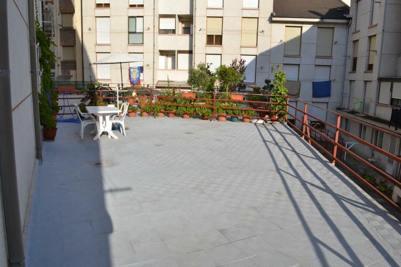 Apartamento Puerta Del Pirineo Sabiñánigo Buitenkant foto